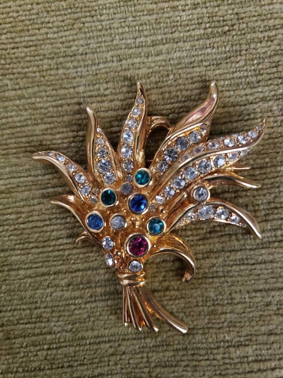 Vintage Swarovski crystal rhinestone brooch
