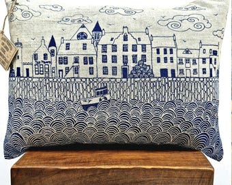 Coastal cushion