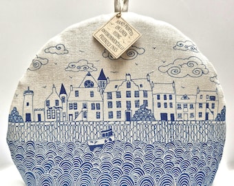 Couthie Coast Tea Cosy