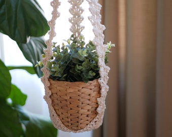 Ivy Plant Hanger- Digital Crochet Pattern- PDF File Format