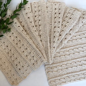 Badia- Table Runner- Digital Crochet Pattern- PDF File Format