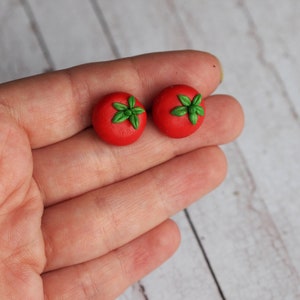 Tomato Stud Earrings – Handmade Polymer Clay Fruit Jewelry – Cute Vegetable Earrings for Foodie Gifts, Gardeners Gifts,Veggie Lovers Present