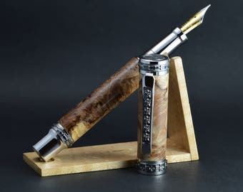 Maple burl fountain pen