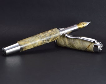 B-3004 Statesman fountain pen in buckeye burl with 18k solid gold nib