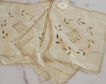 6 serviettes de table en lin anglais ivoire vintage, bords au crochet faits main 9 x 9