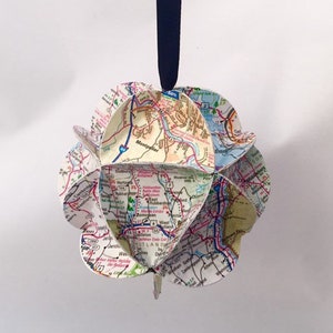Vermont Ornament, Map ornament, Vermont gift, Traveling gift, Vermont souvenir, Christmas Tree Decoration, Wanderlust gift, Travel gift image 1
