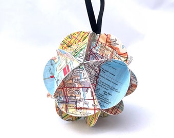 Chicago Ornament, Chicago Souvenir, Chicago Gift, Travel Agent gift, Wanderlust gift, Gift for Travelers, Map gift, Recycled Map Ornament