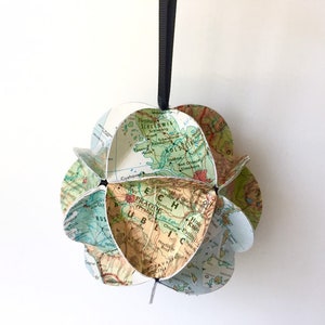 Europe Ornament, European map ornament, Gift for Travelers, Wanderlust gifts, Vacation souvenir, Europe gifts, Europe souvenir, Travel gift image 2