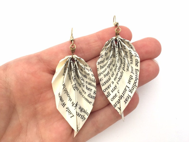 Pendientes de Mujercitas: Joyas literarias imagen 3