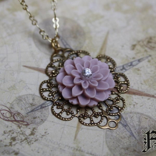SALE A3DK Lovely Chrysanthemum Floral Lolita Necklace - Bronze