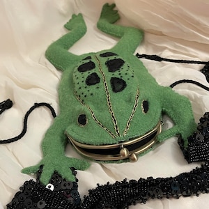 Lächelnder Frosch MUSTER