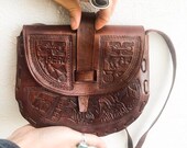 70s TOOLED LEATHER CROSSBODY Bag
