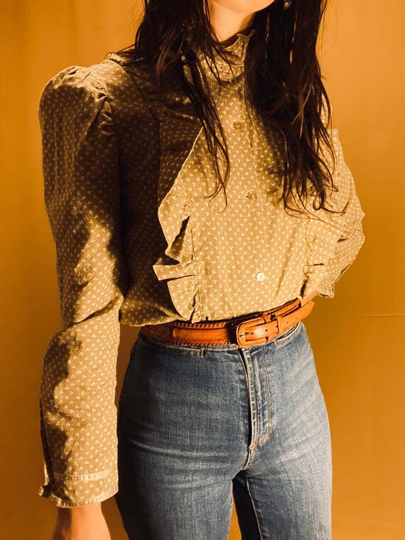 Rocky Mountain Tooled Leather Belt | vintage 70s 1