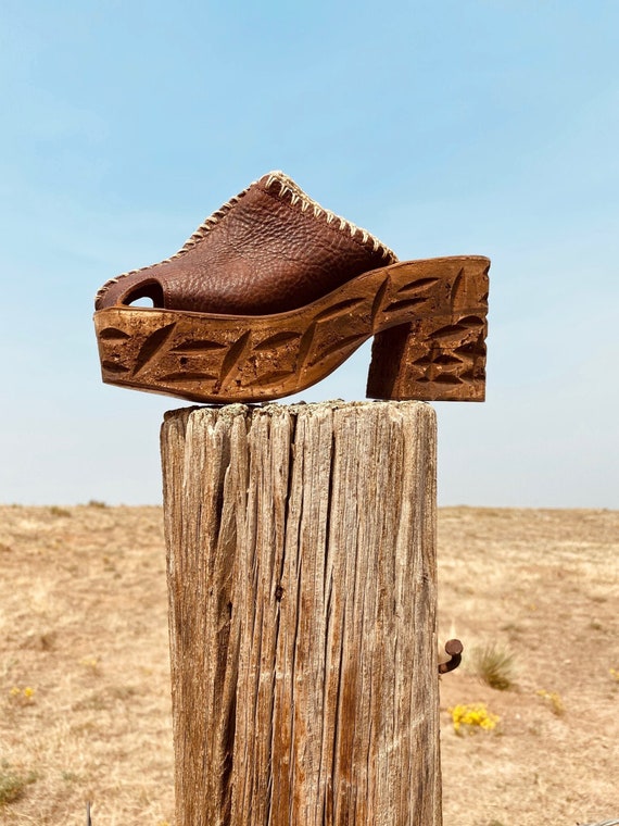 Gypsy Woman Clogs | 1960 60's vintage cork platfor