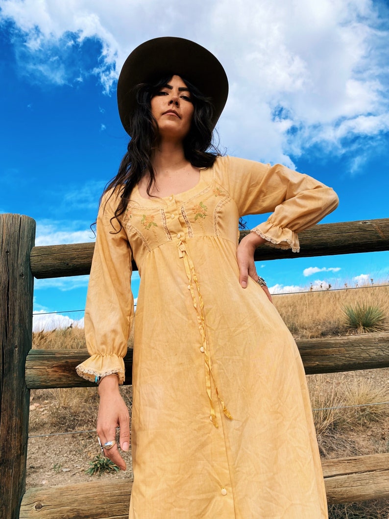 vintage 1970 honeysuckle prairie dress XS/S 70s natural dye nightgown image 9