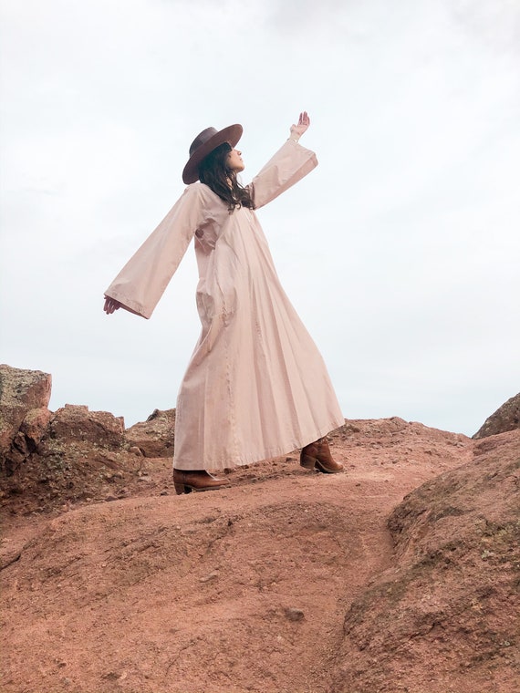 Desert Rose Kaftan | 1970 70s bell sleeve dress