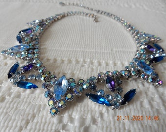 Vintage rhinestone glam necklace  aurora borealis