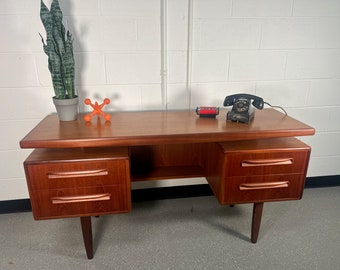 Mid Century Modern Teak G Plan Fresco Desk / Vanity