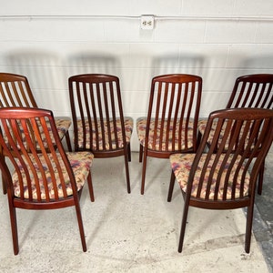 Set of 6 Mid Century Danish Modern Teak Dining Chairs By Schou Andersen immagine 2