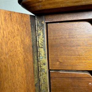 Mid-Century Modern Walnut Travertine Buffet Credenza Sideboard Henredon Circa'60 image 6