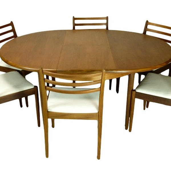 Mid Century Modern Danish Teak Table with 6 Chairs by G Plan