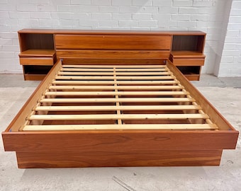 Mid Century Modern Teak Veneer Queen Size Platform Bed With Nightstands