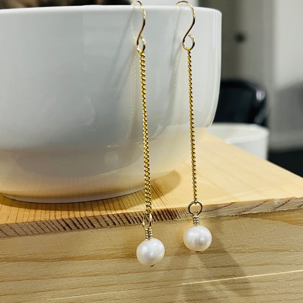 PEARL EARRINGS