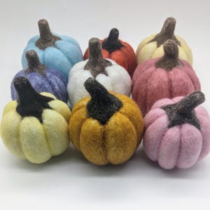 Needle Felt Pumpkins - Color Options – Fall Decor - Autumn Centerpiece - Halloween - Thanksgiving - Rustic Decor