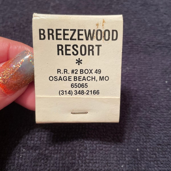 Breezewood Resort Matchbook