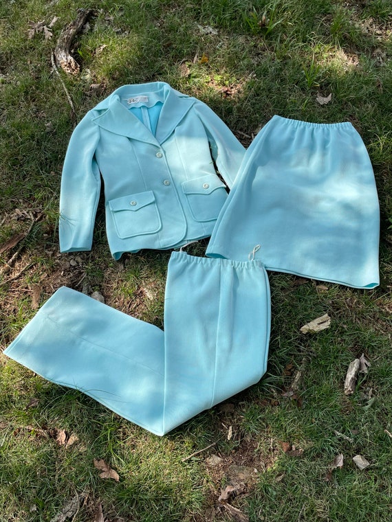 Vintage Baby Blue 3 Piece Set