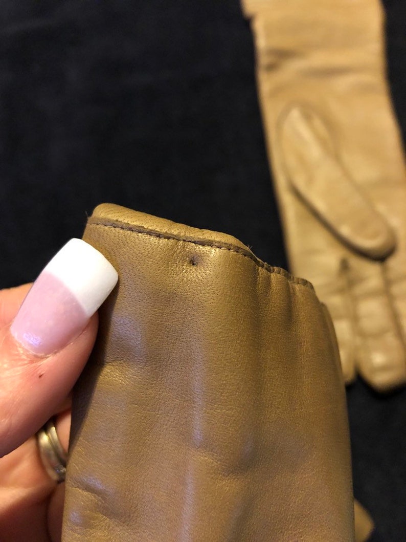 Brown Gloves