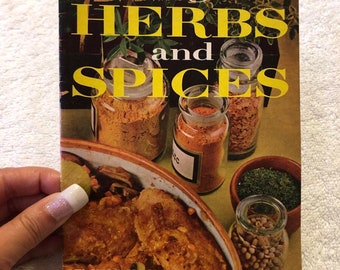 Better Homes and Gardens Cooking with Herbs and Spices