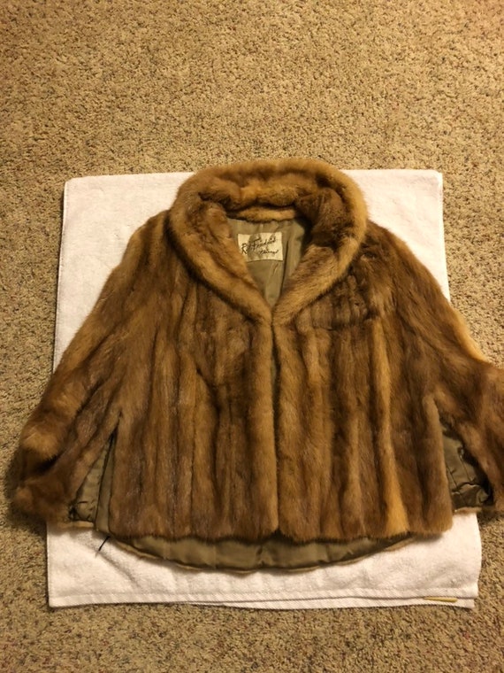 Vintage Fur Capelet - image 1