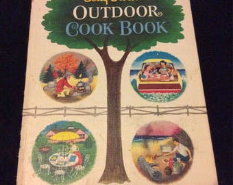 1961 Betty Crocker Outdoor Cookbook