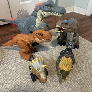 【超希少】93年当時物　ジュラシックパーク　ハズブロ　恐竜フィギュア 7体セット 超希少】93年当時物 ジュラシックパーク ハズブロ 恐竜