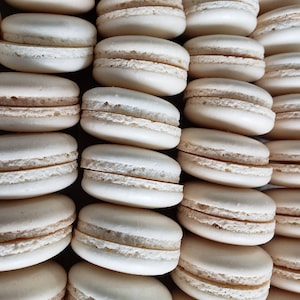 24 French macaron shells,no filling,off white(for 12 macaroons)-baby shower,wedding favor, baptism, bridal shower, macaroons,birthday party,
