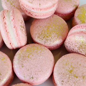 12 Pink Gourmet French macarons-gold splash,gold splatter macaron,baby shower,wedding favor,baptism,bridal shower,gold macaroons,mothers day