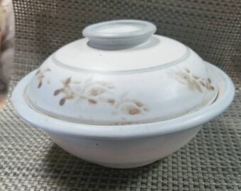 Studio pottery Rice bowl with Lid, Japanese Style Stoneware, Hand Painted, signed Japanese style lidded rice bowl,stoneware rice bowl