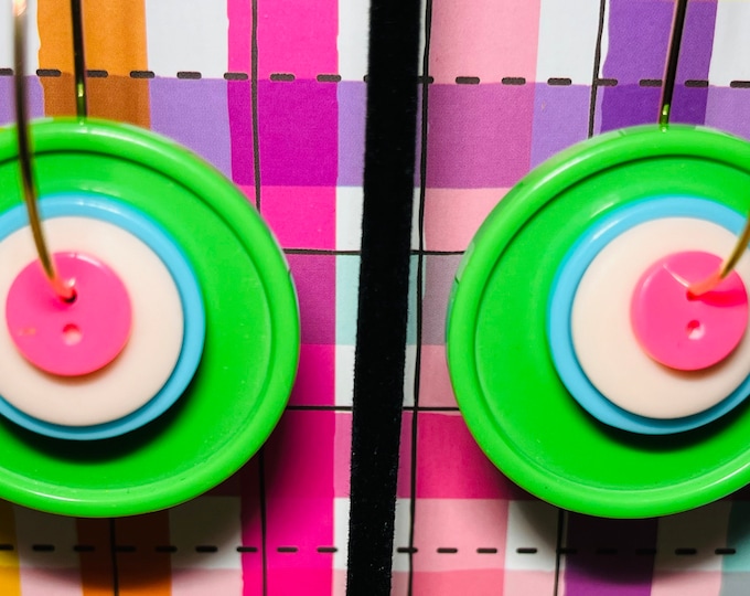Button Earrings / Plastic Button Earrings / round earrings teacher earrings sewing earrings vintage style dangle earrings
