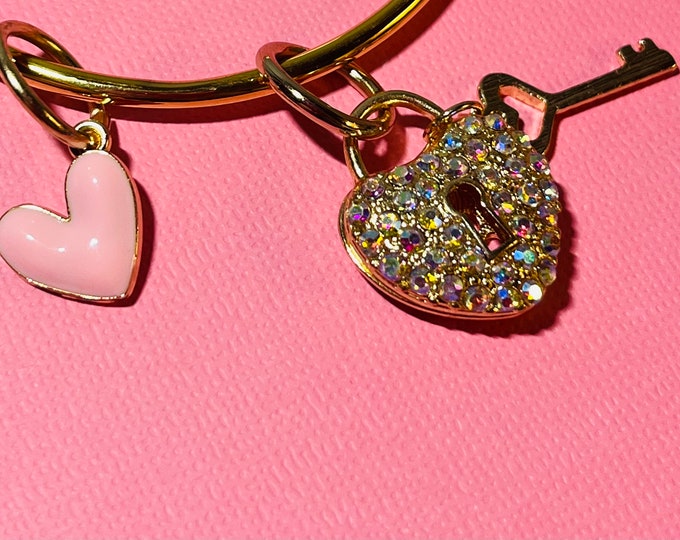 Charm bangle bracelet initial jewelry personalized custom initial heart bee daisy flower charms exaggerated statement great fidget fidgeting