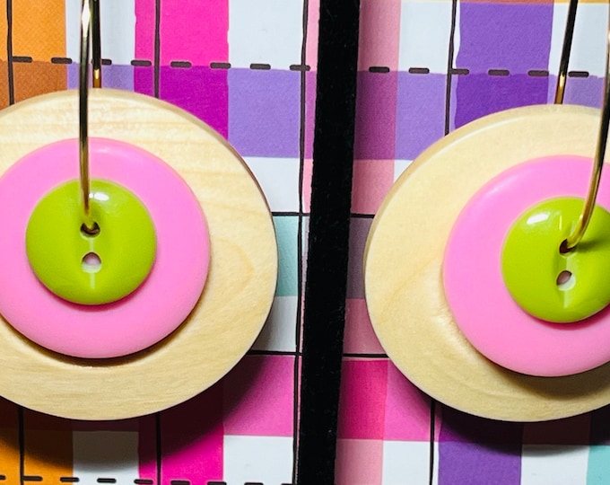 Button Earrings / Plastic Button Earrings / round earrings teacher earrings sewing earrings vintage style dangle earrings