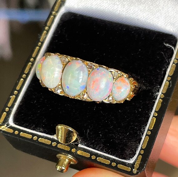 18k Yellow Gold Gorgeous 5 stone Victorian Opal R… - image 6