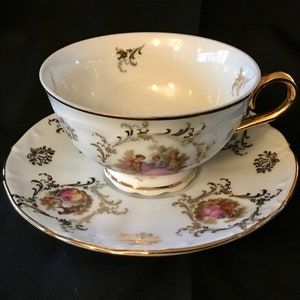 Vintage Porzellanmanufaktur Paul Leitner Cup and Saucer Set with Hand Painted Gold Accents - Made in Wiesau, Bavaria - Unknown Date