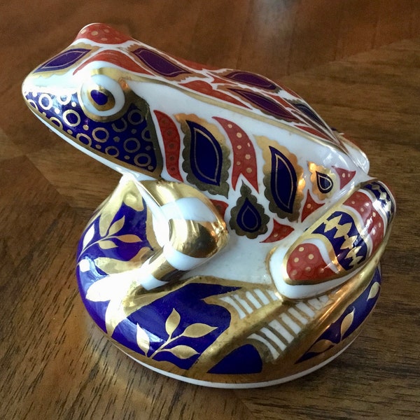 Vintage Royal Crown Derby Porcelain Frog Paperweight - Made in England - 1986