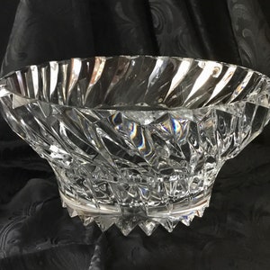 Vintage Mikasa &quot;Rainier&quot; Clear Crystal Serving Bowl - Made in France - 1998 to 2003