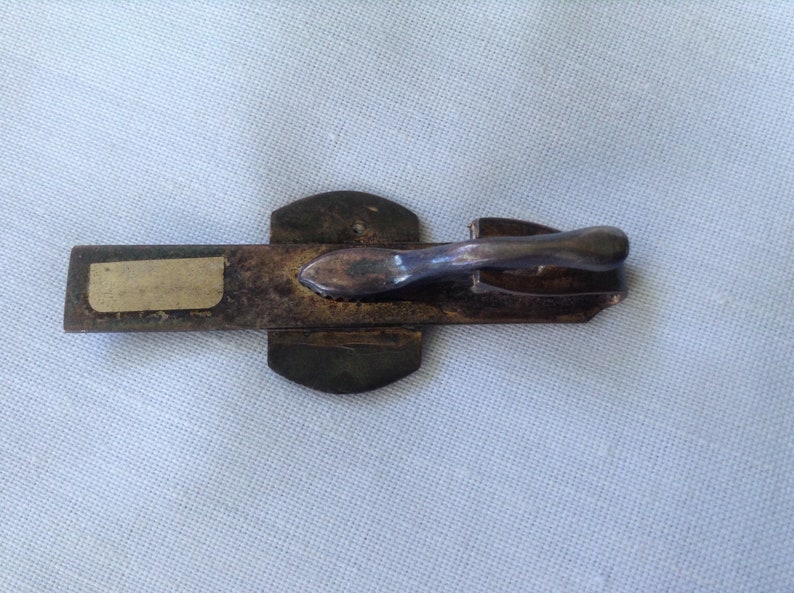 - 1926 to 1935 Made in Siam Vintage Siam Sterling Silver Niello Tie Tack Thailand