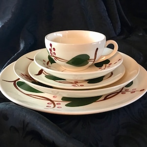 Vintage &quot;Blue Ridge&quot; Southern Potteries, Inc. - &quot;Stanhome Ivy&quot; Pattern Five Piece Place Setting - Made in USA - 1930&#39;s to 1957