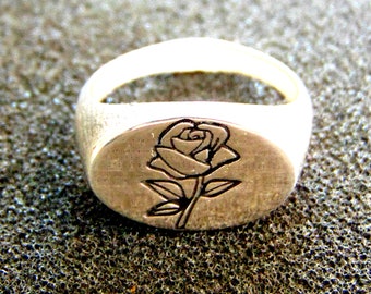 Flower Signet Ring, Silver Signet Ring, Rose Seal Ring, Womens Signet Ring, Pinky Ring for Women, Boho Chevalier Womens Ring, Engraved Rings