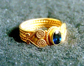 18k Gold Ring,Solid Gold 750 and Sapphire Statement Ring for Women,Women's Byzantine Style Rings, Blue Sapphire Jewellery,Artisan Jewelry