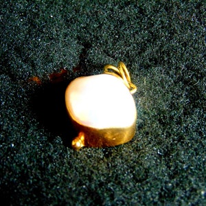 18k Gold Pendant,Solid Gold 750 and Pearl Pendant,Yellow Gold Gemstone Pendant,Women&#39;s Pendant,Gift for Her,Artisan Jewelry,Greek Art